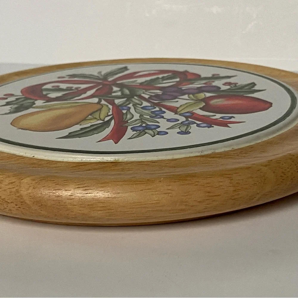 Dansk Wood & Tile Trivet Holiday Harvest Fruits Red Bow 7.5” EUC Round Christmas
